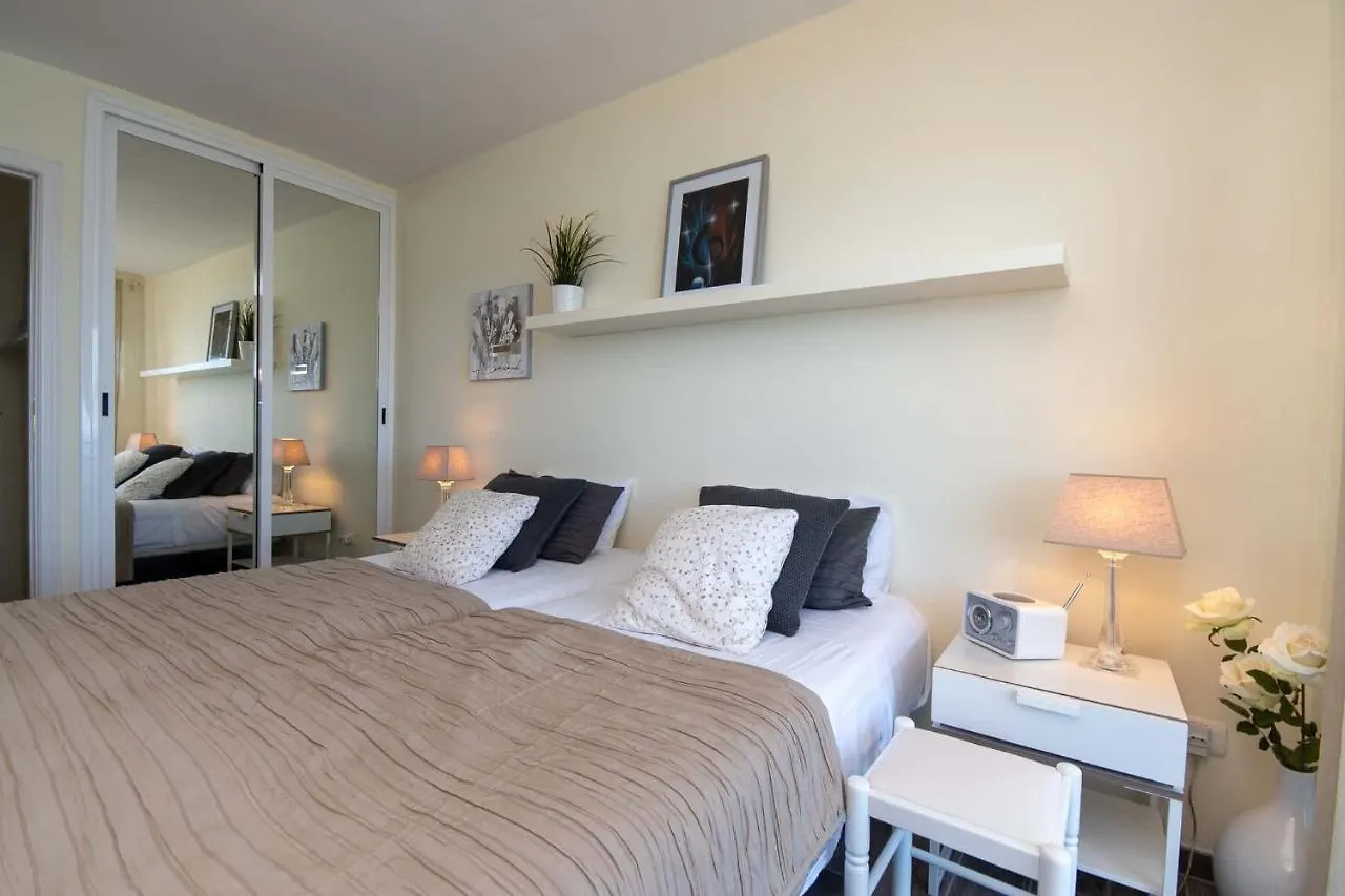 Ocean View Apartment Los Cristianos  0*, Los Cristianos (Tenerife) Spain